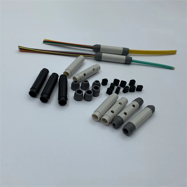 What are the uses of microwave fiber optic communication 