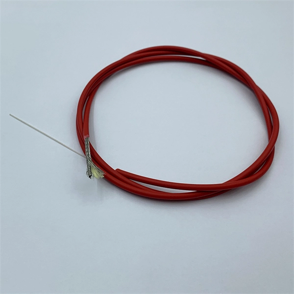 How to connect fiber optic pigtails in a fusion splicer