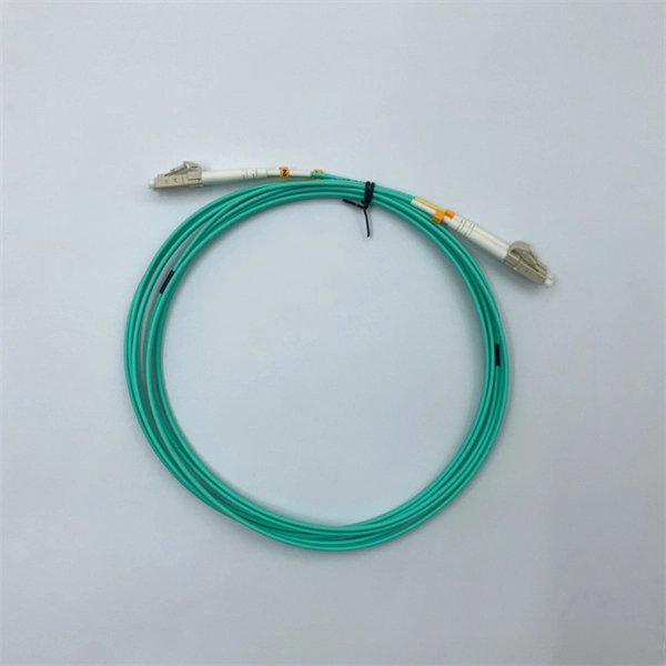 The function of the universal connector for an optical power meter