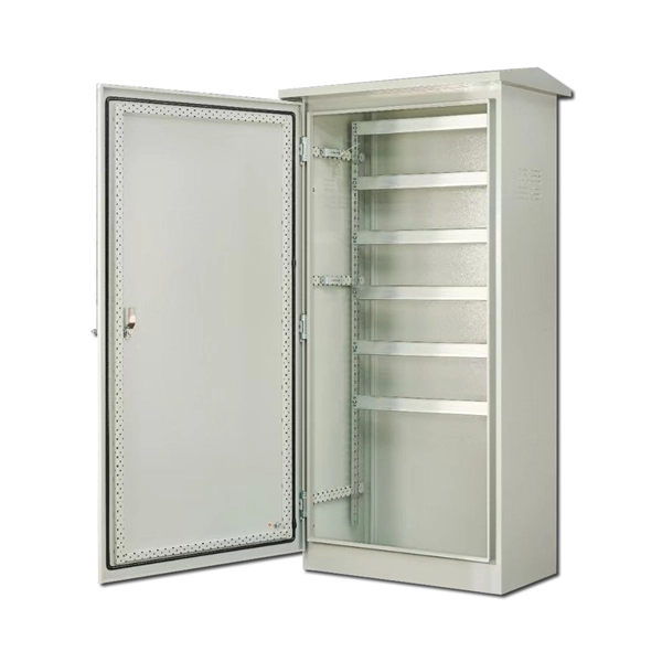 What material should the wires in the distribution box be made of 